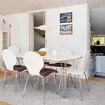 8 Person In Romo 度假居 *