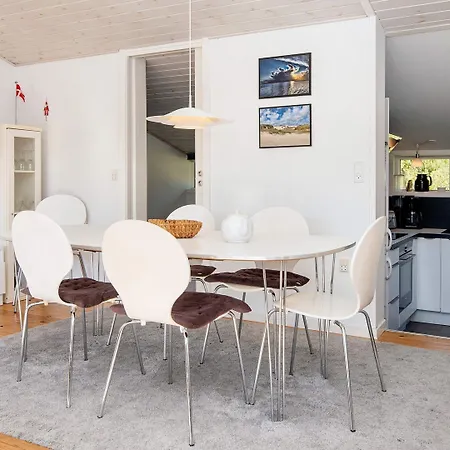 4 Star In Romo Holiday home *