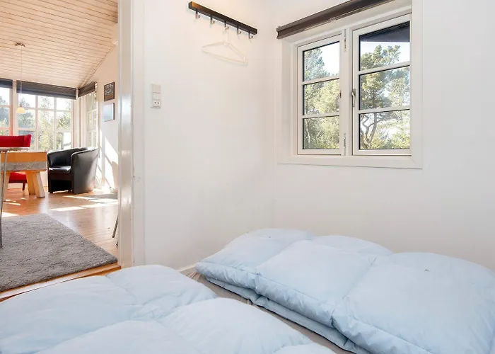 8 Person In Romo Kongsmark