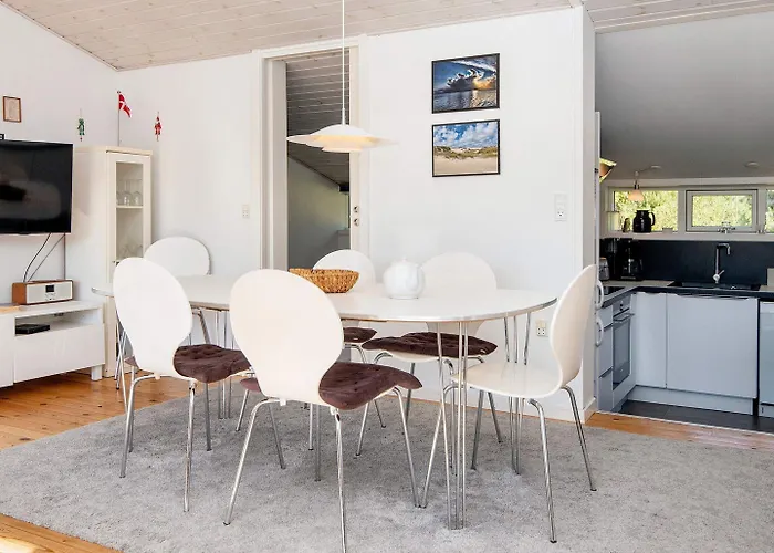 8 Person In Romo Feriehus *